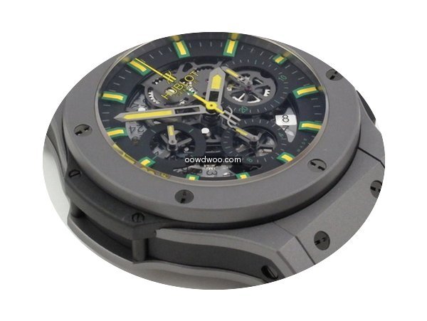 Hublot Big Bang 44mm Aero Bang Niemeyer...