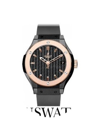 Hublot CLASSIC FUSION 33 MM CERAMIC 581....