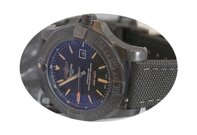 Breitling Avenger Blackbird...