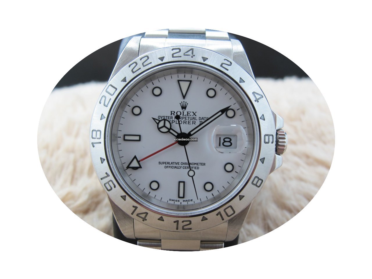 Rolex EXPLORER 2 16570 White Dial Mint C...