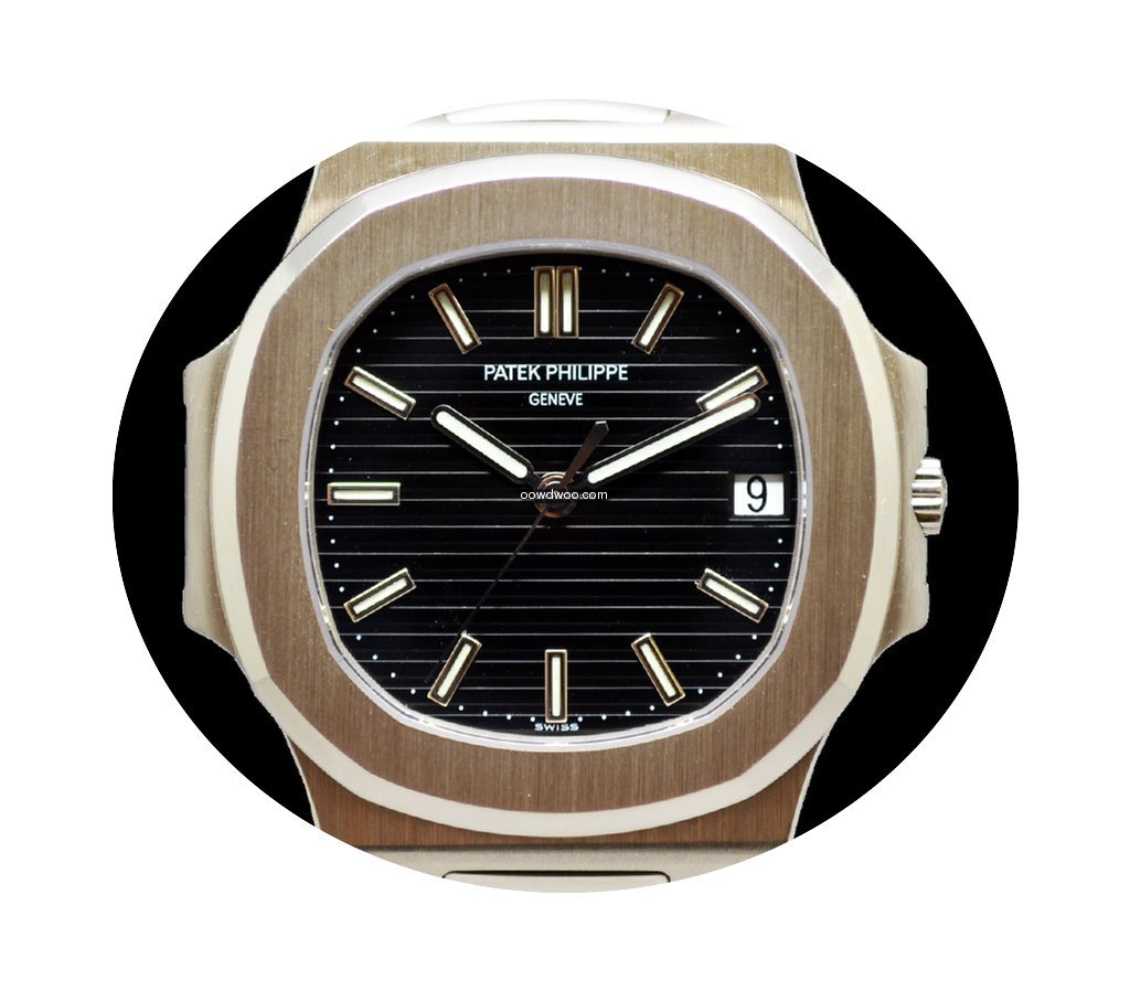Patek Philippe Nautilus 3711/1G White Go...
