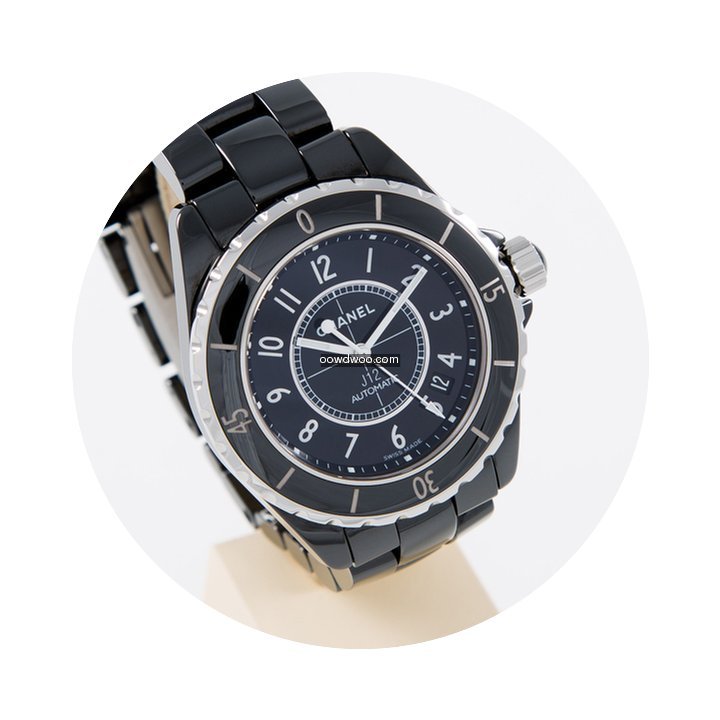 Chanel J12 H0685 top condition box and g...