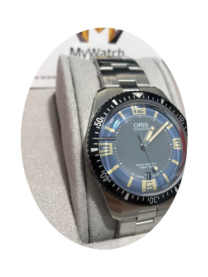 Oris Divers Sixty-Five...