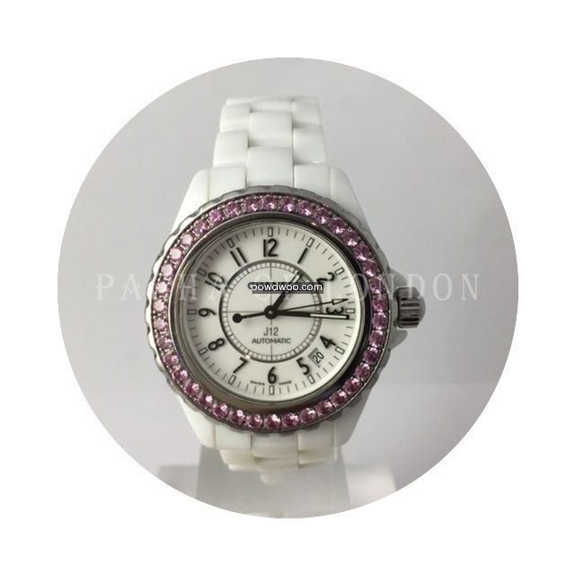 Chanel J12...