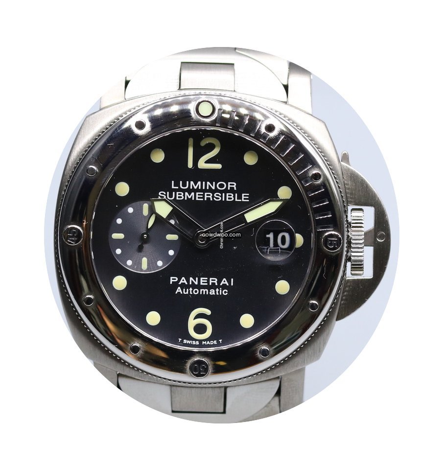 Panerai Luminor 44 MM Submersible TITANE...