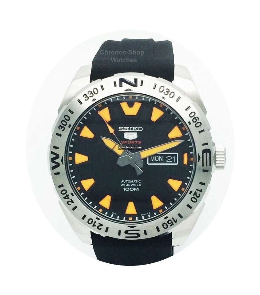 Seiko 5 Sports SRP741K1...