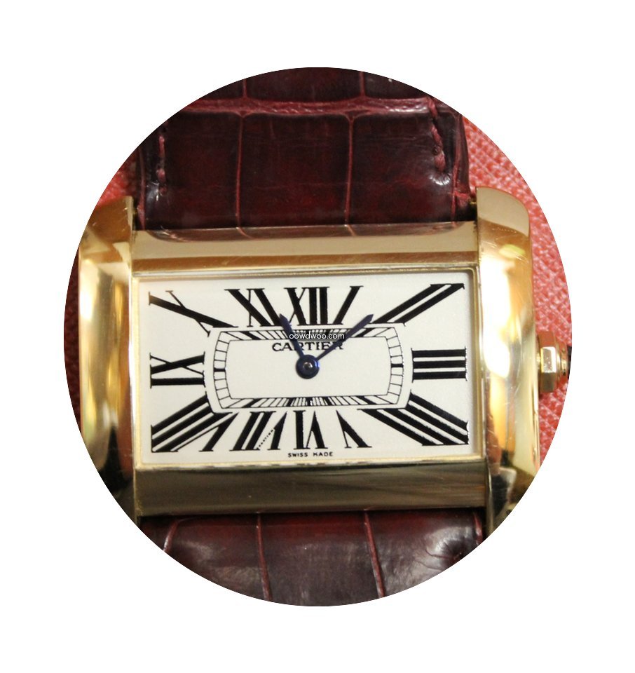 Cartier Tank Divan Gold...