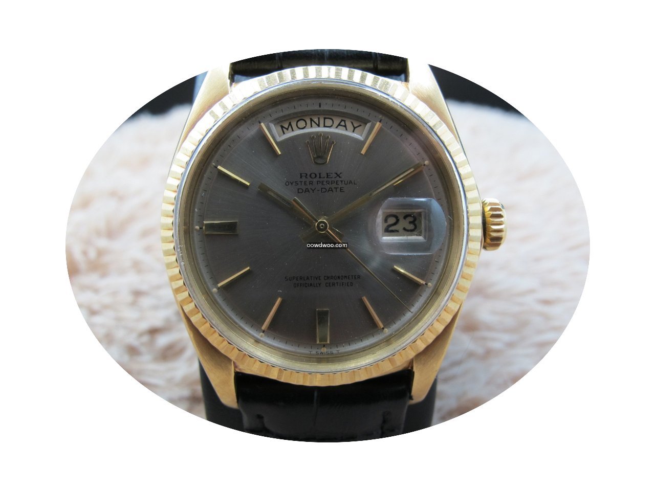 Rolex DAY-DATE 1803 18K Gold with Origin...