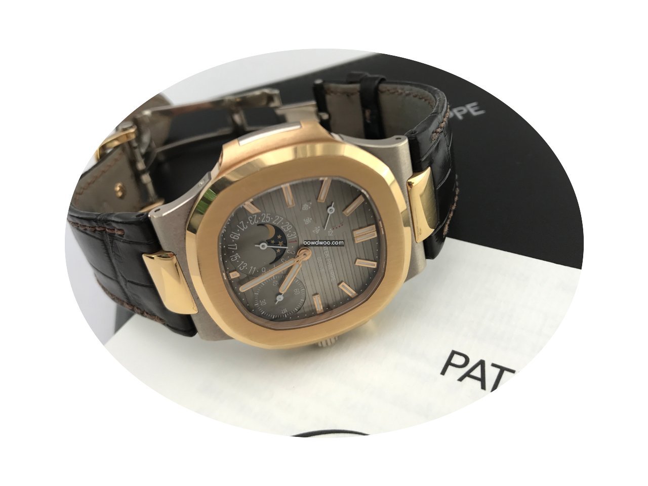 Patek Philippe Nautilus 5712GR-001...