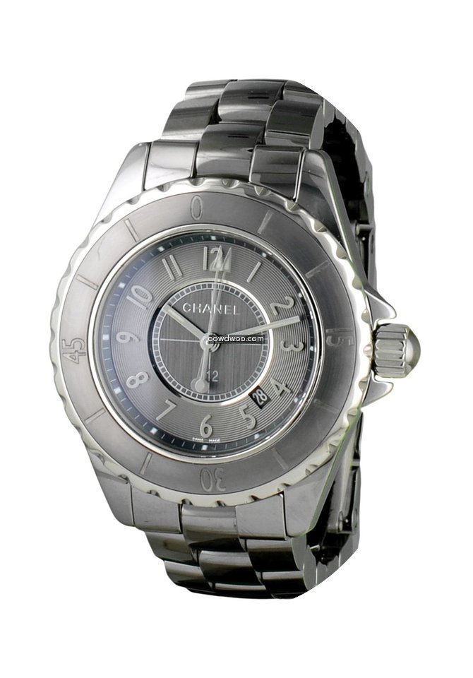 Chanel J12 Chromatic Quartz...