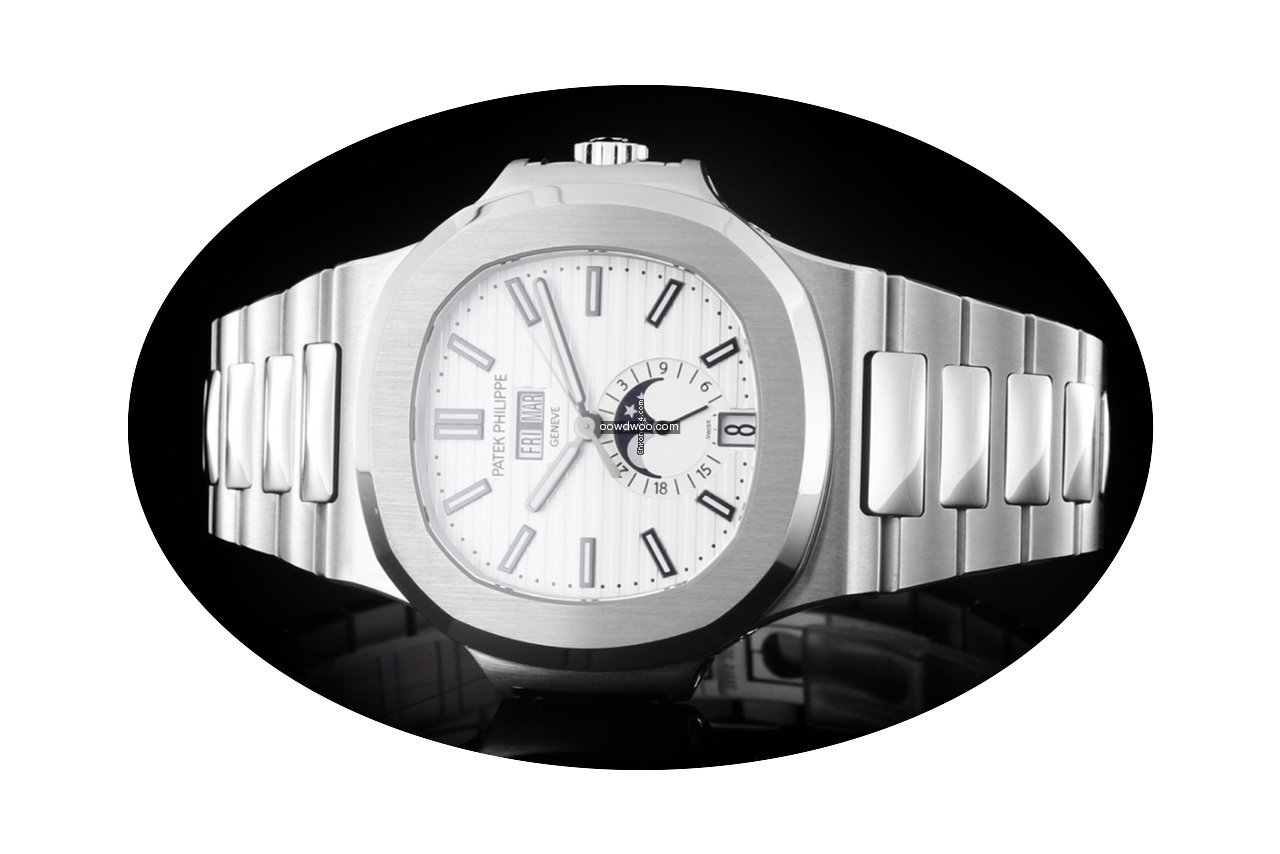 Patek Philippe Nautilus (40mm) Ref.: 572...