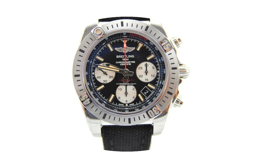 Breitling Chronomat 41 Airborne...
