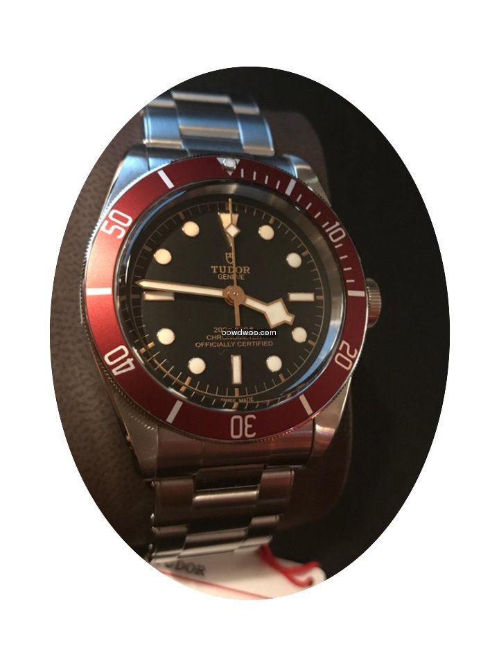 Tudor Black Bay rot Manufakturwerk LC 10...