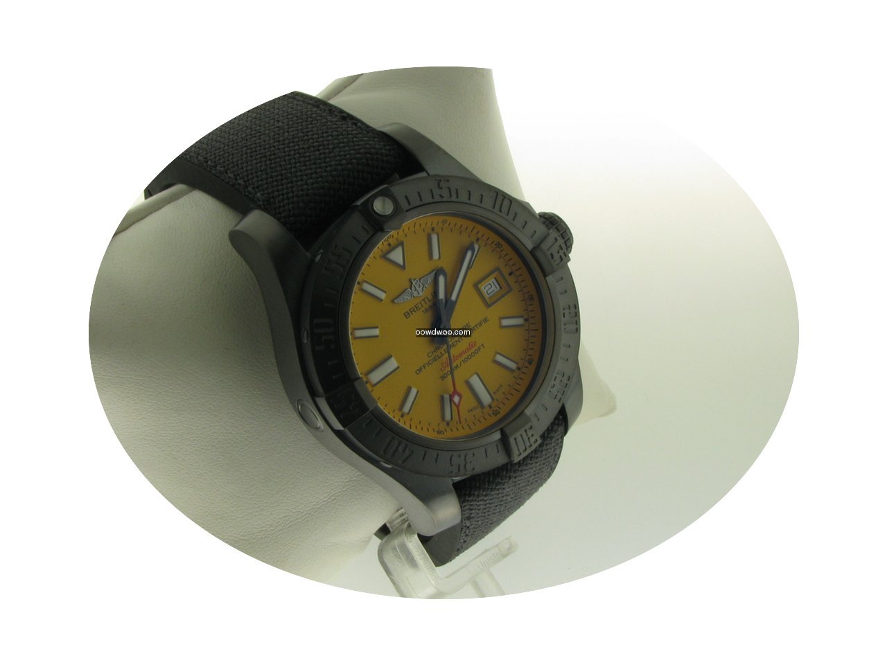 Breitling Avenger II Seawolf Blacksteel...