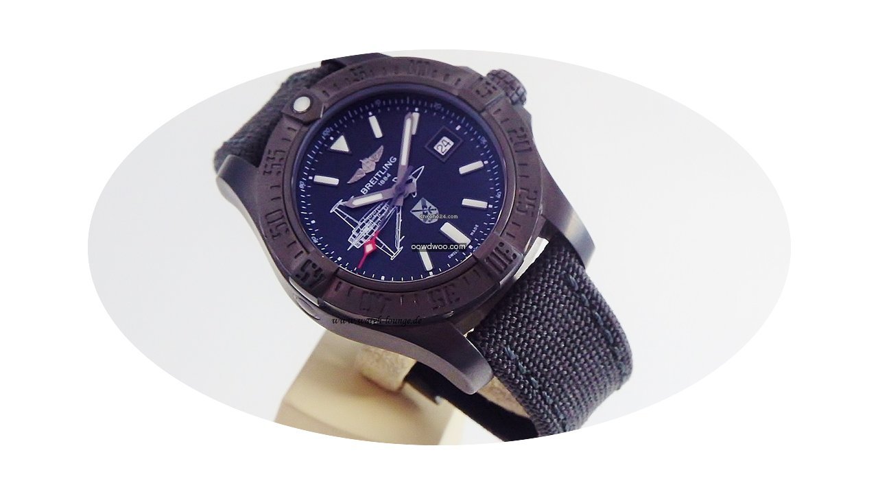 Breitling Avenger II Seawolf 