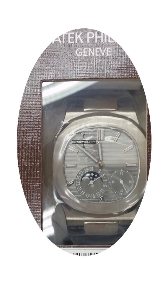Patek Philippe 5712G-001 Nautilus Moonph...