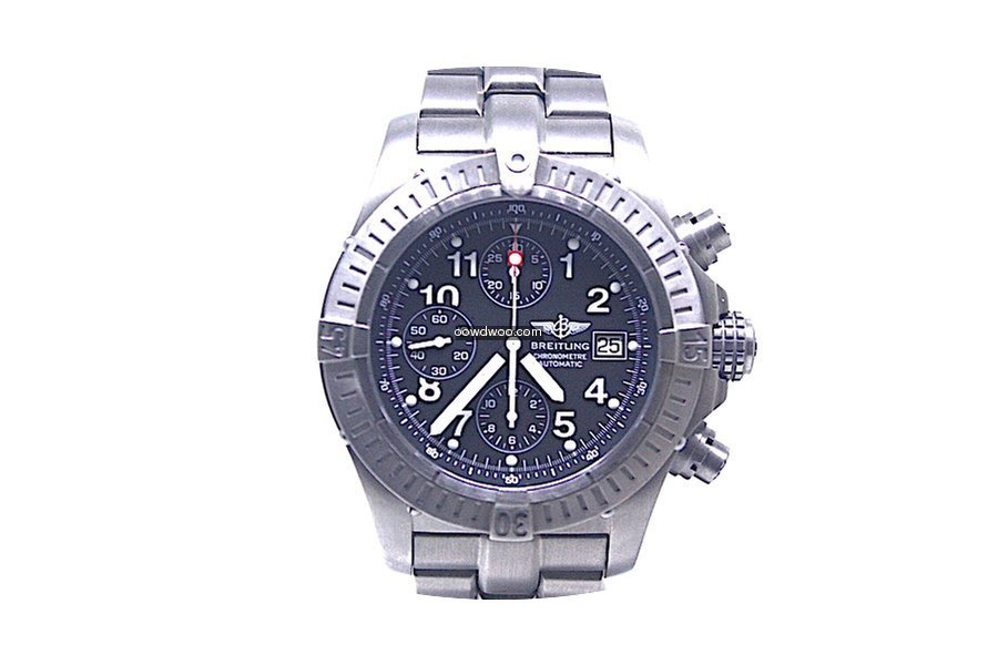 Breitling Super Avenger Titanium E13360...