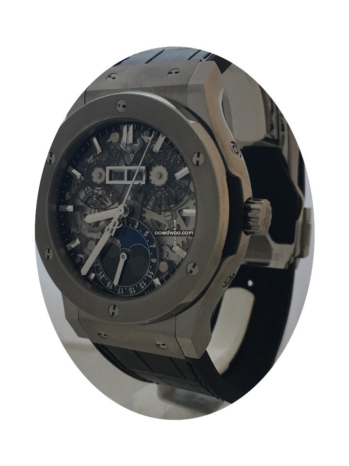 Hublot Classic Fusion Aerofusion Moonpha...