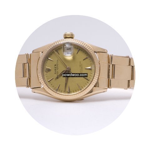 Rolex Oyster Perpetual Medium Rose Gold...