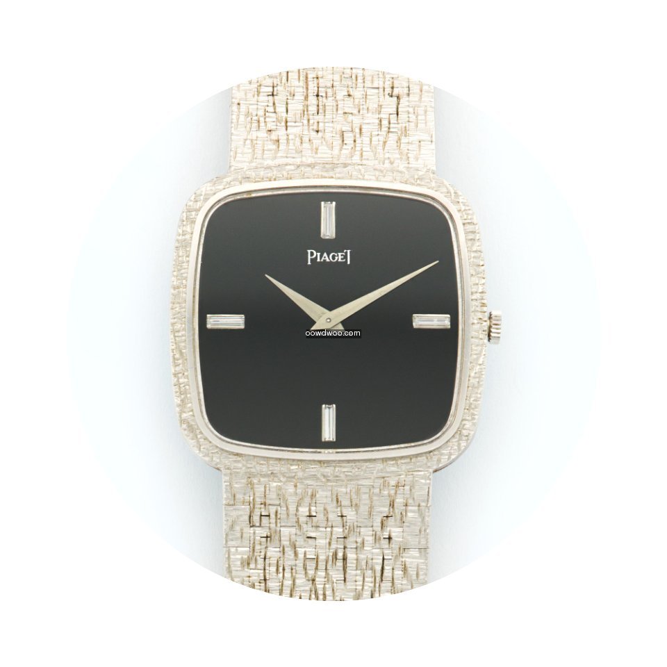 Piaget White Gold Onyx Baguette Diamond ...