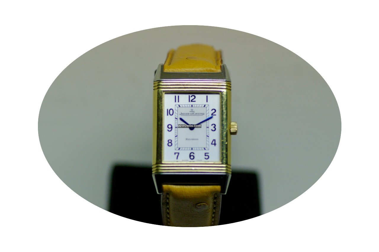 Jaeger-LeCoultre REVERSO MEDIUM...