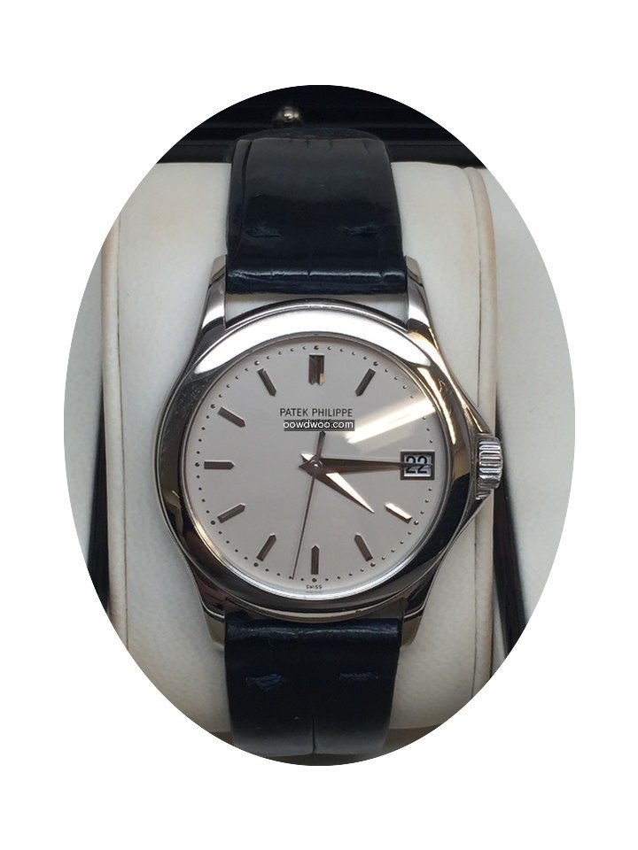 Patek Philippe Calatrava 5107G-001...