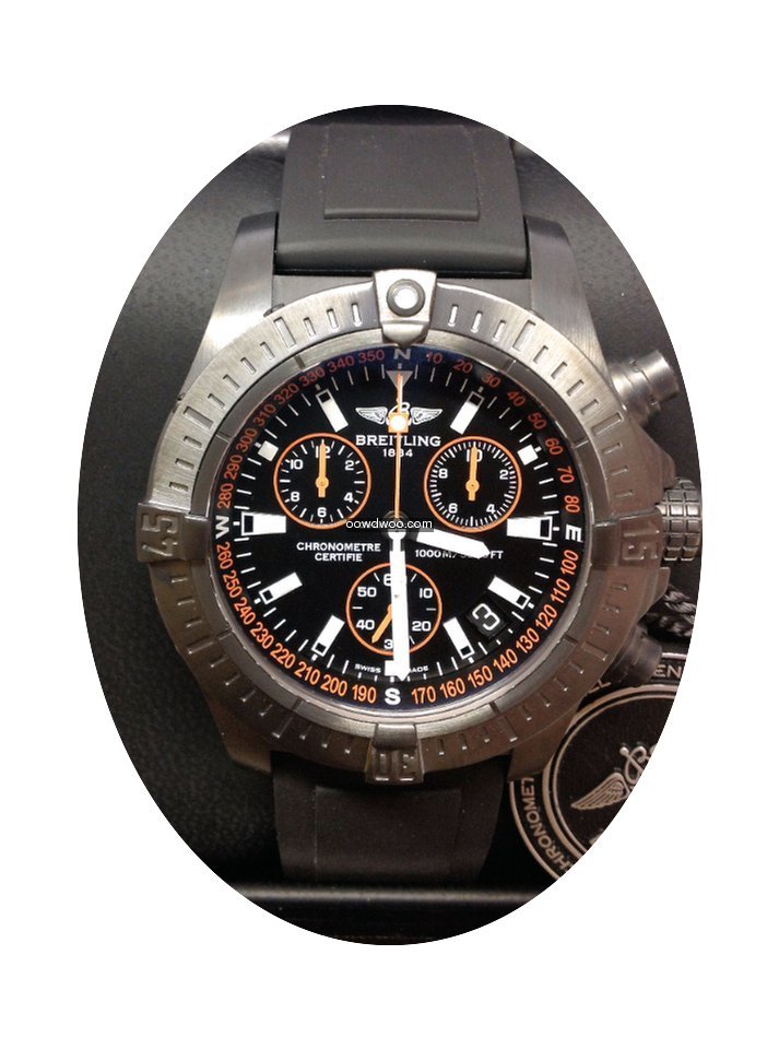 Breitling Avenger Seawolf M73390 - Box &...