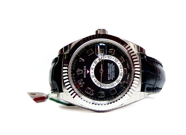 Rolex white gold skydweller...