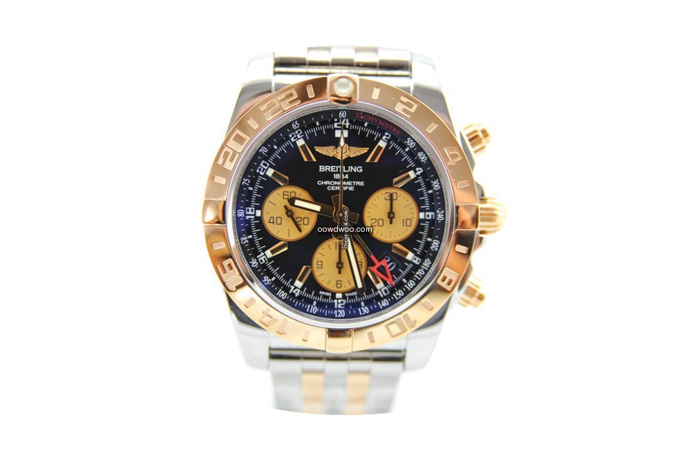 Breitling Chronomat 44 GMT...