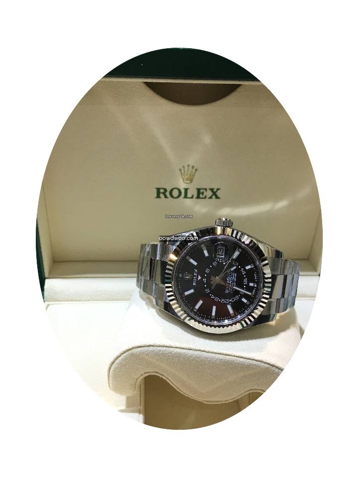 Rolex Sky-Dweller 326934 Black...
