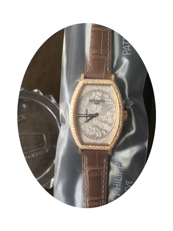 Patek Philippe 7099R-001...
