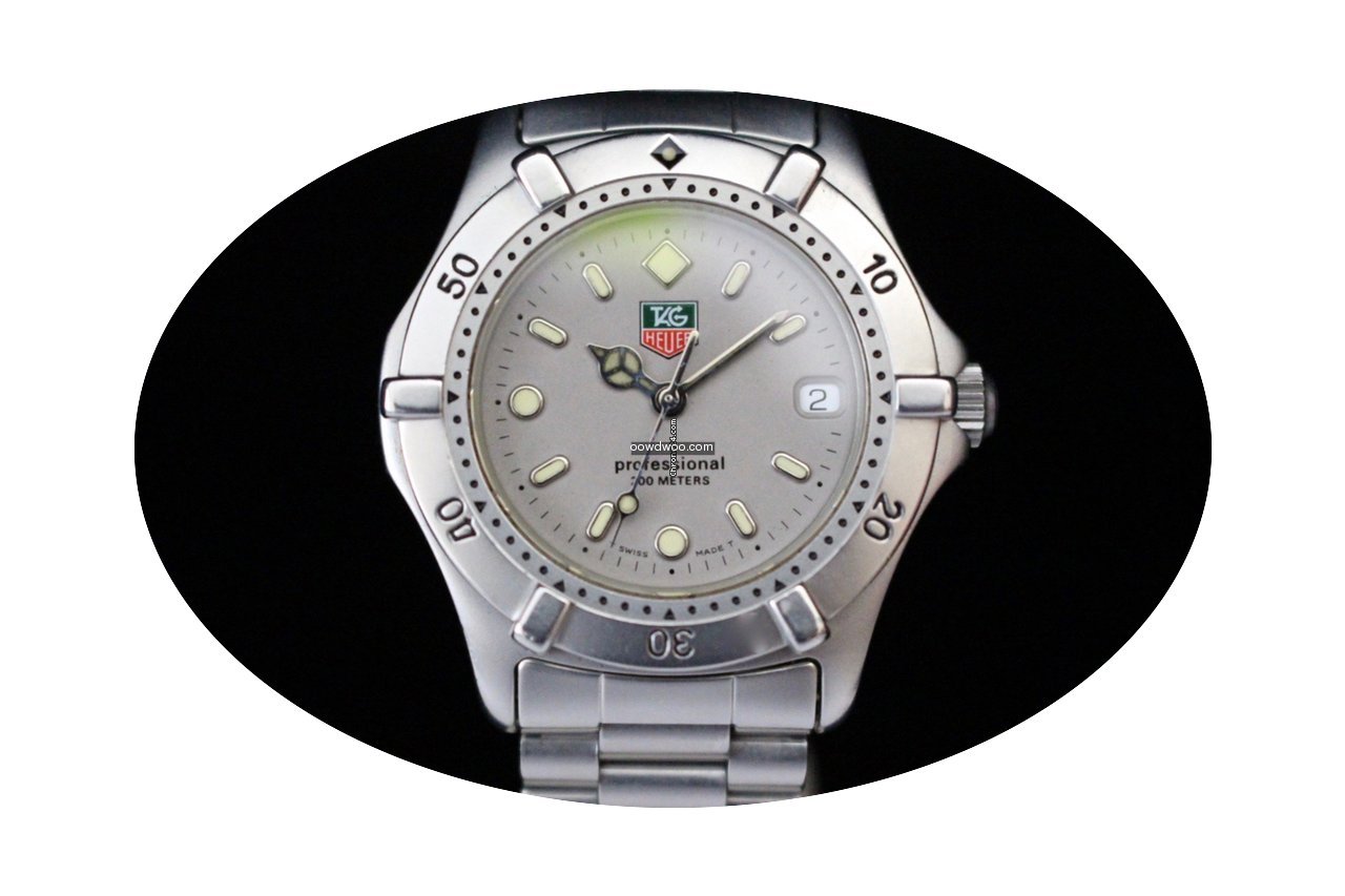 TAG Heuer 2000 Series Mid Size WE1211-R...