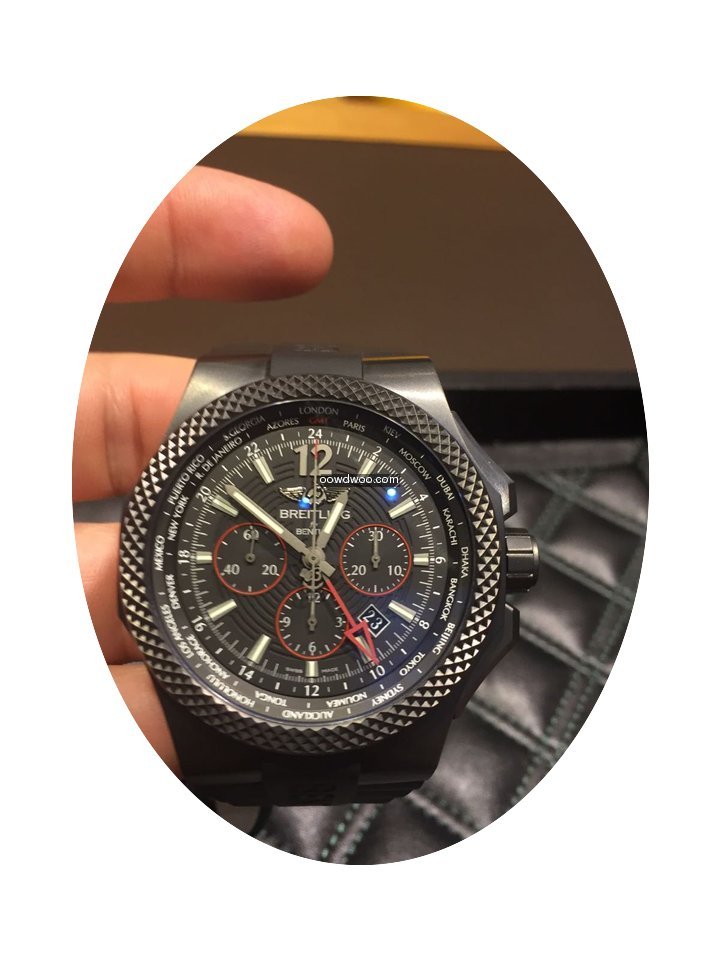 Breitling Bentley GMT Light Body B04 Mid...