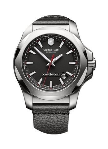 Victorinox Swiss Army I.N.O.X. Leather 2...