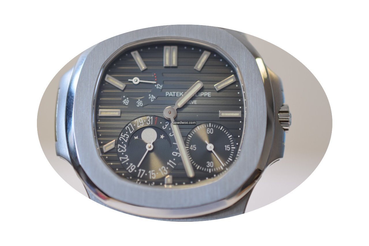 Patek Philippe NAUTILUS MOONPHASE STEEL ...