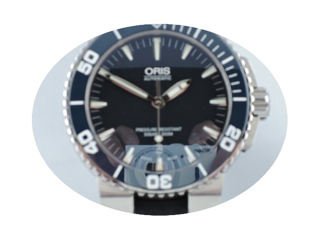 Oris Aquis Date 43 mm...