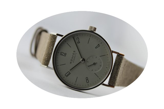 Nomos Tangente 33 grau...