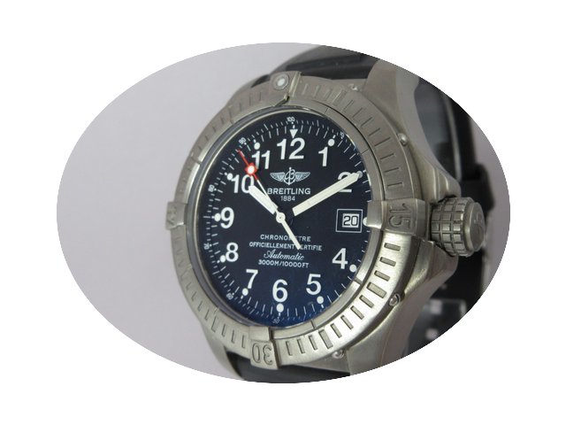 Breitling Avenger Seawolf Titanium 44mm...