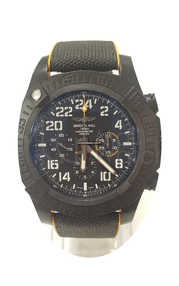 Breitling Avenger Hurricane 50mm – Xb1...