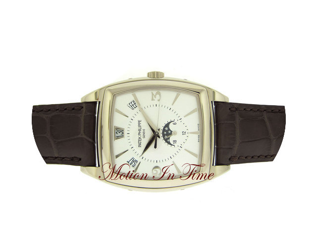 Patek Philippe 5135G - COMPLICATED CALEN...