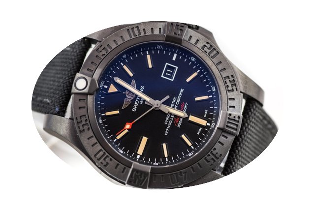 Breitling AVENGER BLACKBIRD 48MM TYTAN V...