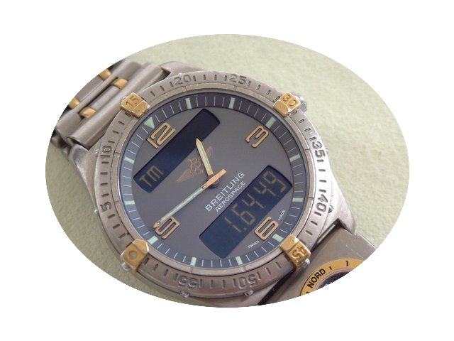 Breitling Aerospace Titan Gold mit UTC u...