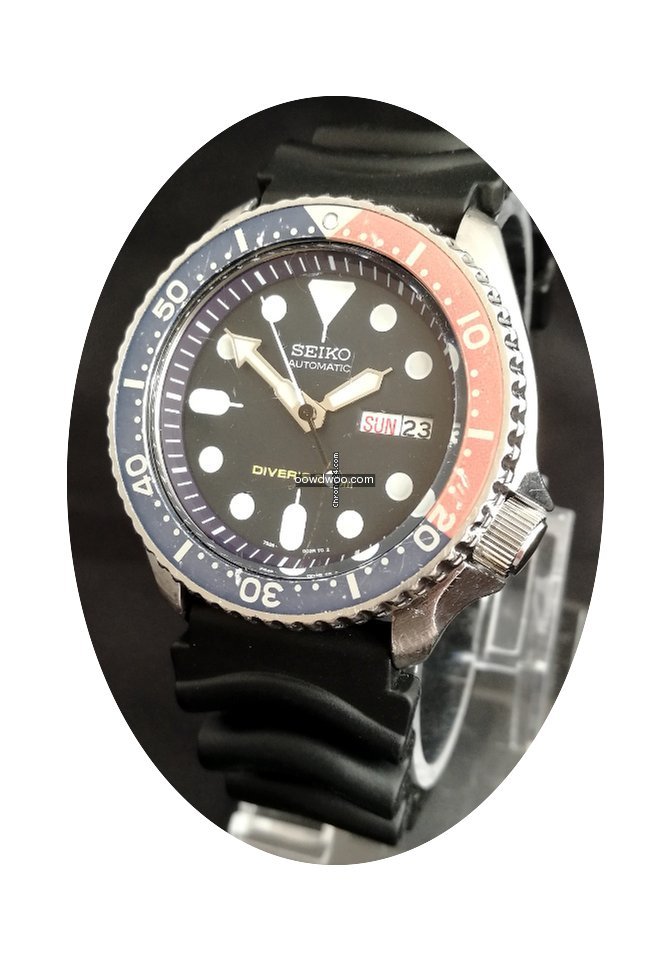 Seiko 7S26-0020 SKX009...