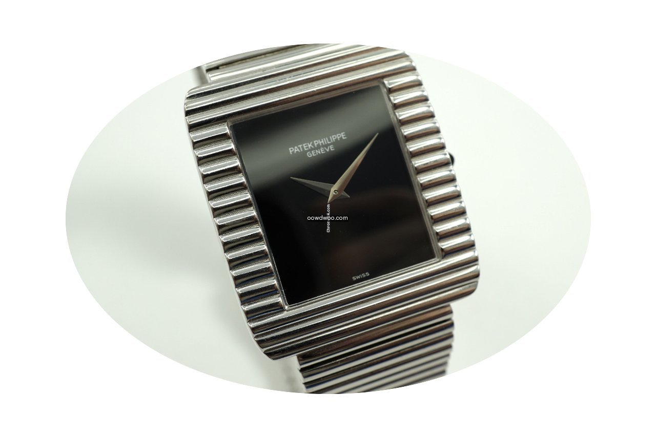 Patek Philippe 3733/1 Ribbed 18k white g...