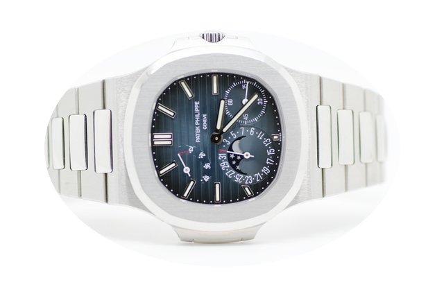 Patek Philippe Nautilus 5712/1A-001...