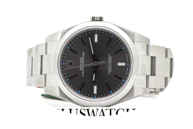 Rolex OYSTER PERPETUAL 39 mm Rhodium Scu...