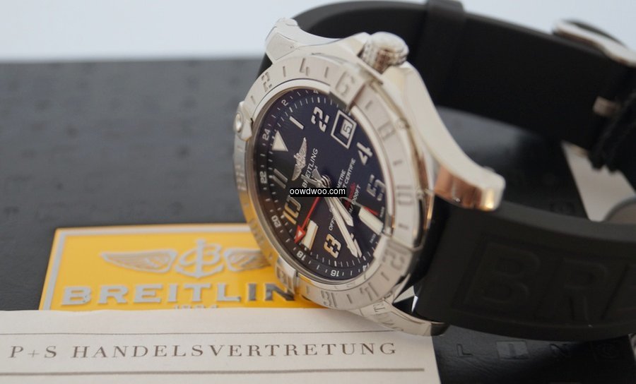 Breitling Avenger II GMT...