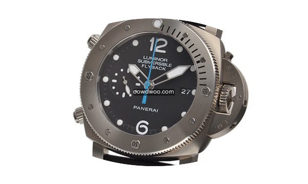 Panerai Luminor Submersible 1950 3 Days ...