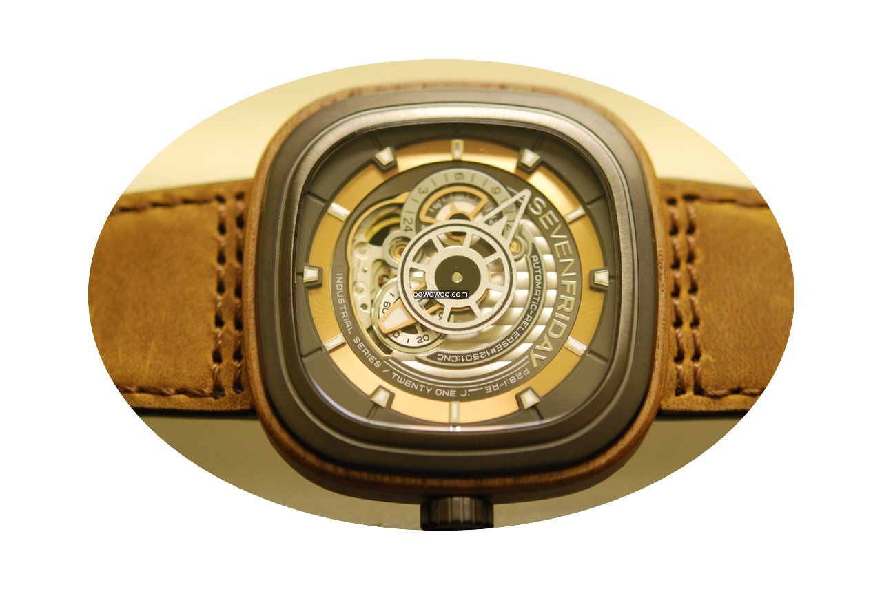 Sevenfriday P Series...