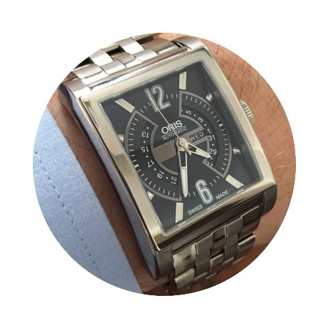 Oris Rectangular Titane Date 585.7622.70...